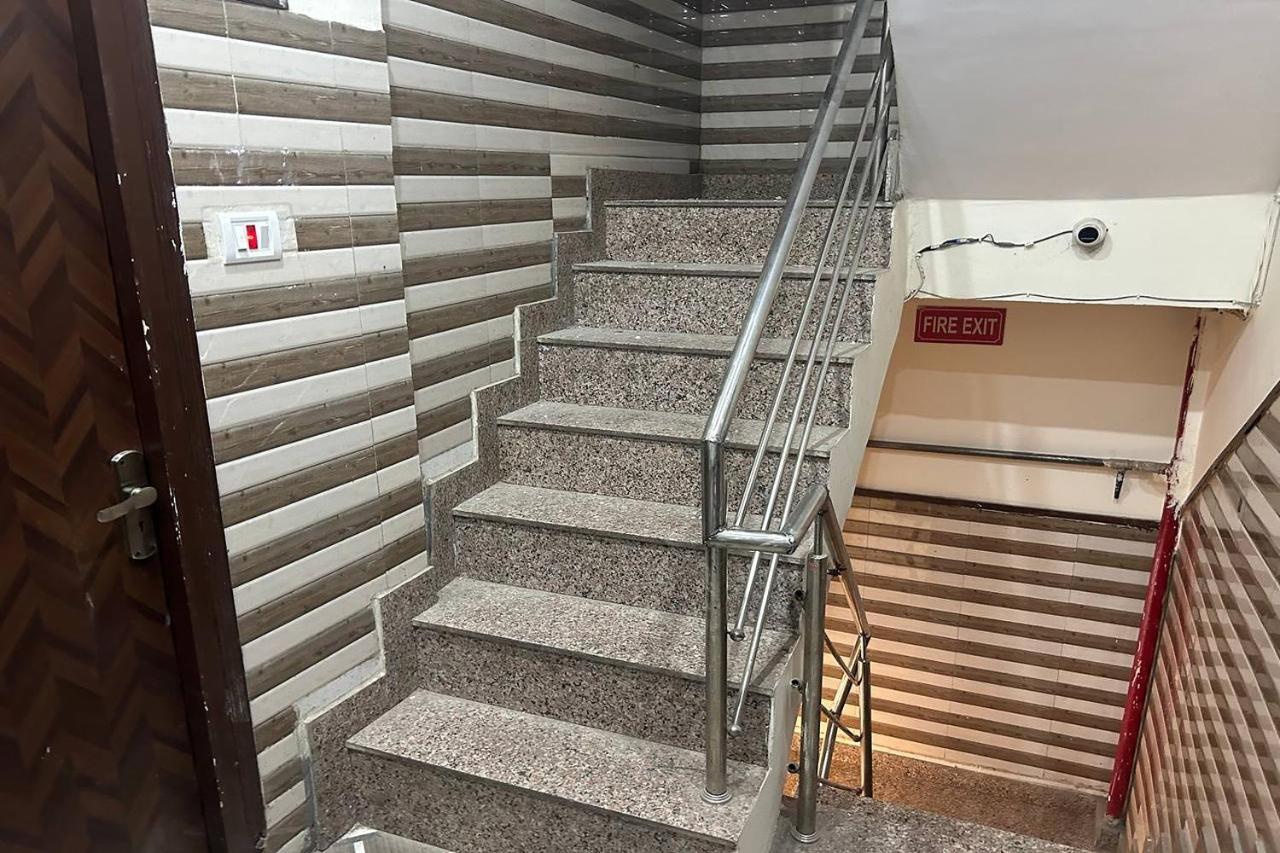 Shree Lodge Near New Delhi Railway Station, Paharganj מראה חיצוני תמונה